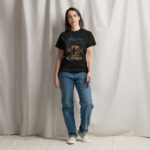 T-shirt classica unisex • Carpegna ed il Giardino di Mezzanotte - immagine 2
